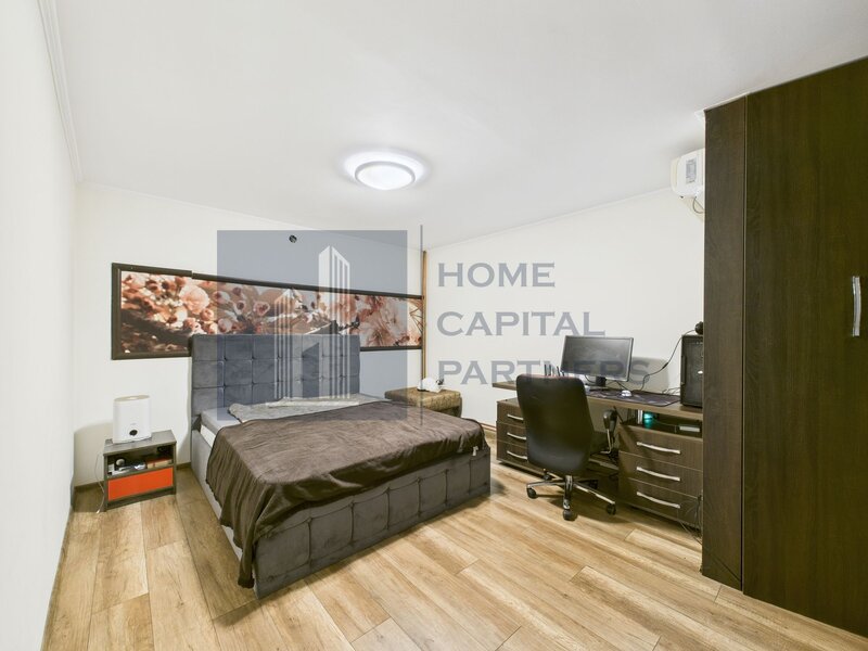 Casa Proprietate rezidentiala unica: 726 mp, 15 camere, 4 niveluri